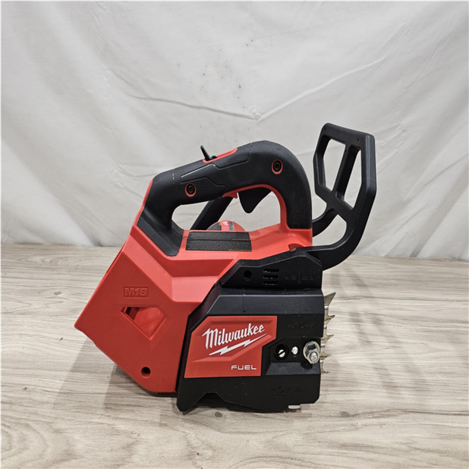 AS-IS Milwaukee FUEL 14 in. 18V Lithium-Ion Brushless Cordless Battery Top Handle Chainsaw (Tool Only)