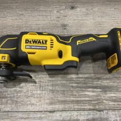 AS-IS DEWALT ATOMIC 20V MAX Cordless Brushless Oscillating Multi Tool Kit