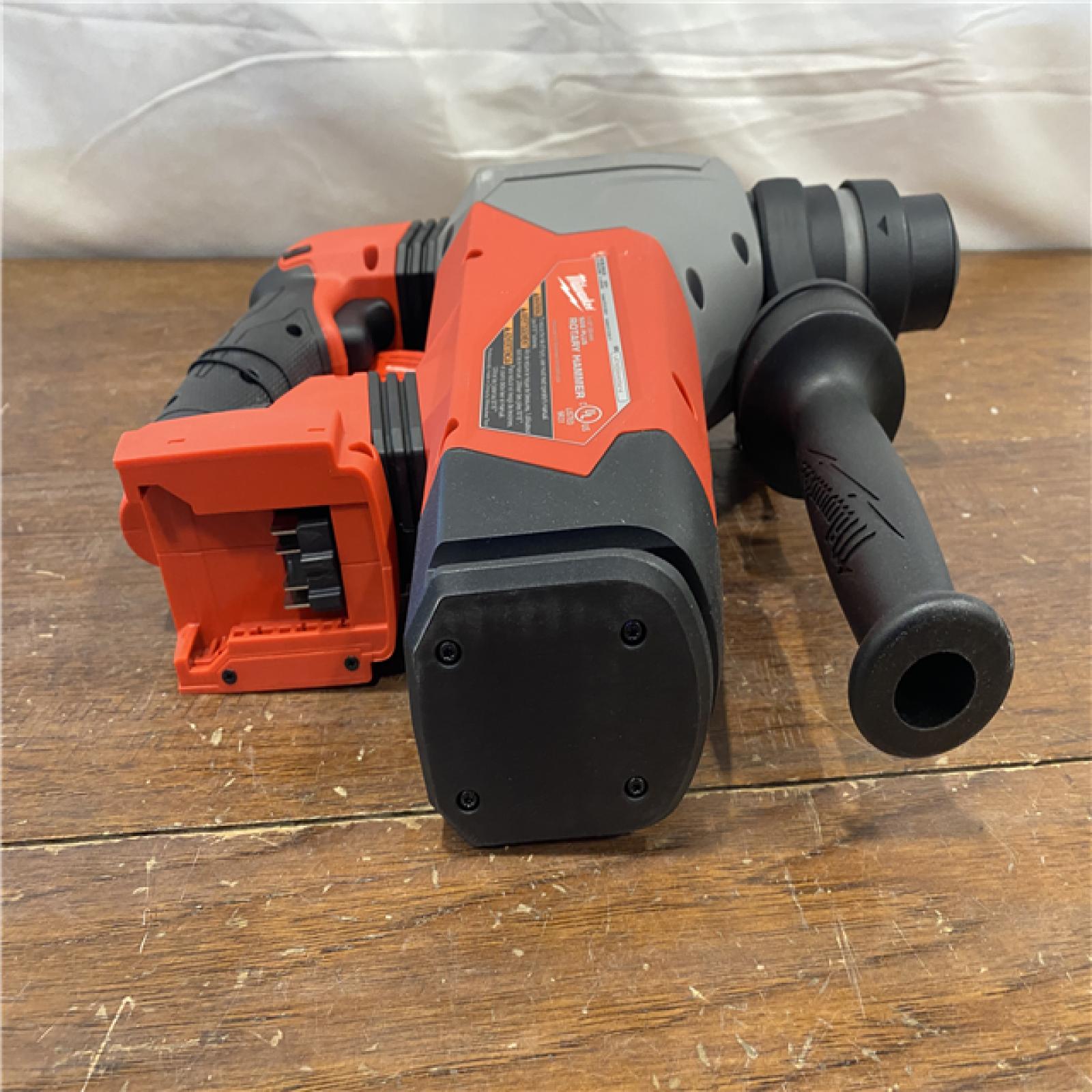 AS-IS Milwaukee 2915-20 M18 FUEL 18-Volt Lithium-Ion Brushless Cordless SDS-Plus 1-1/8 in. Rotary Hammer Drill (Tool-Only)
