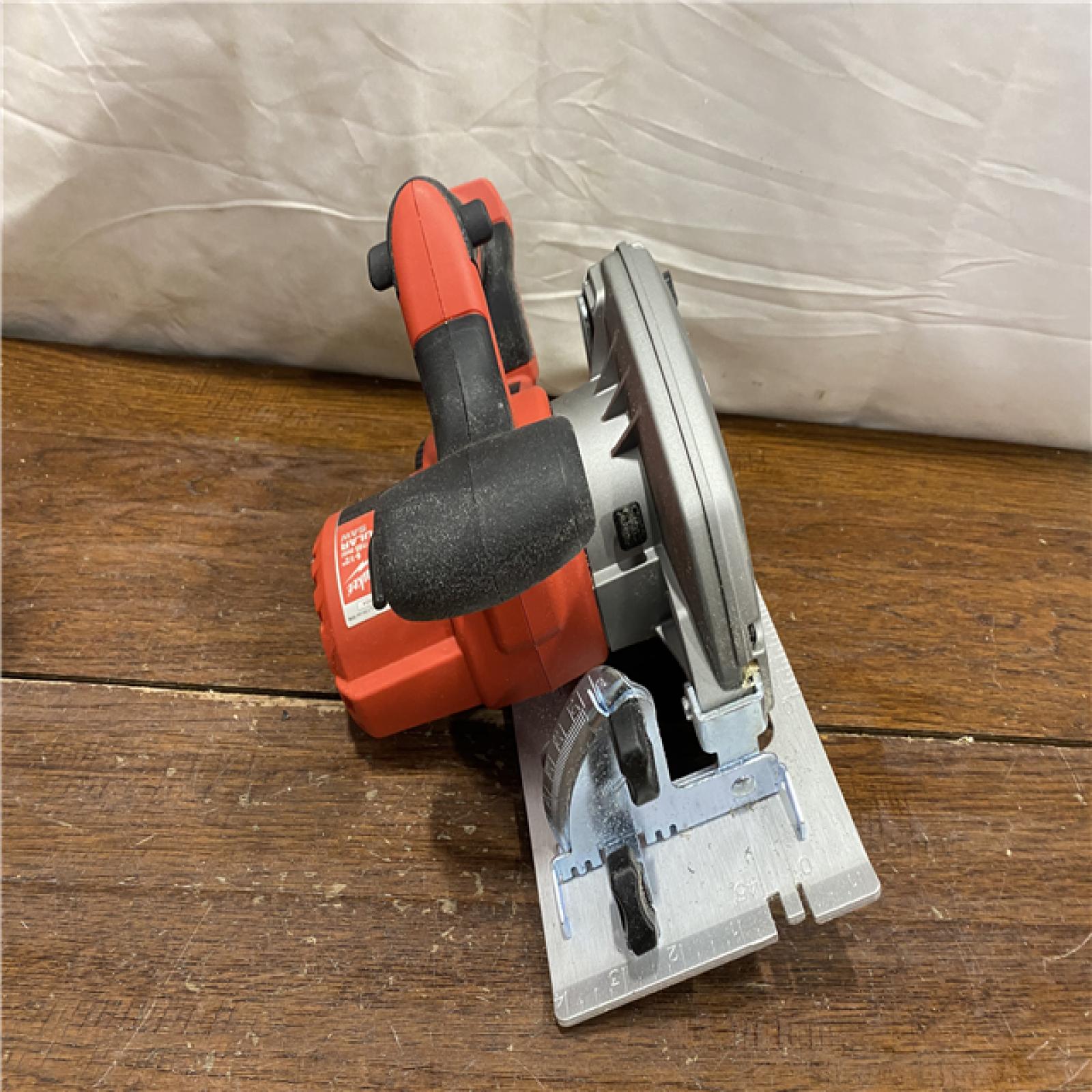 AS-IS Milwaukee 2630-20 M18 Cordless 6-1/2 Circular Saw Bare Tool Only - All