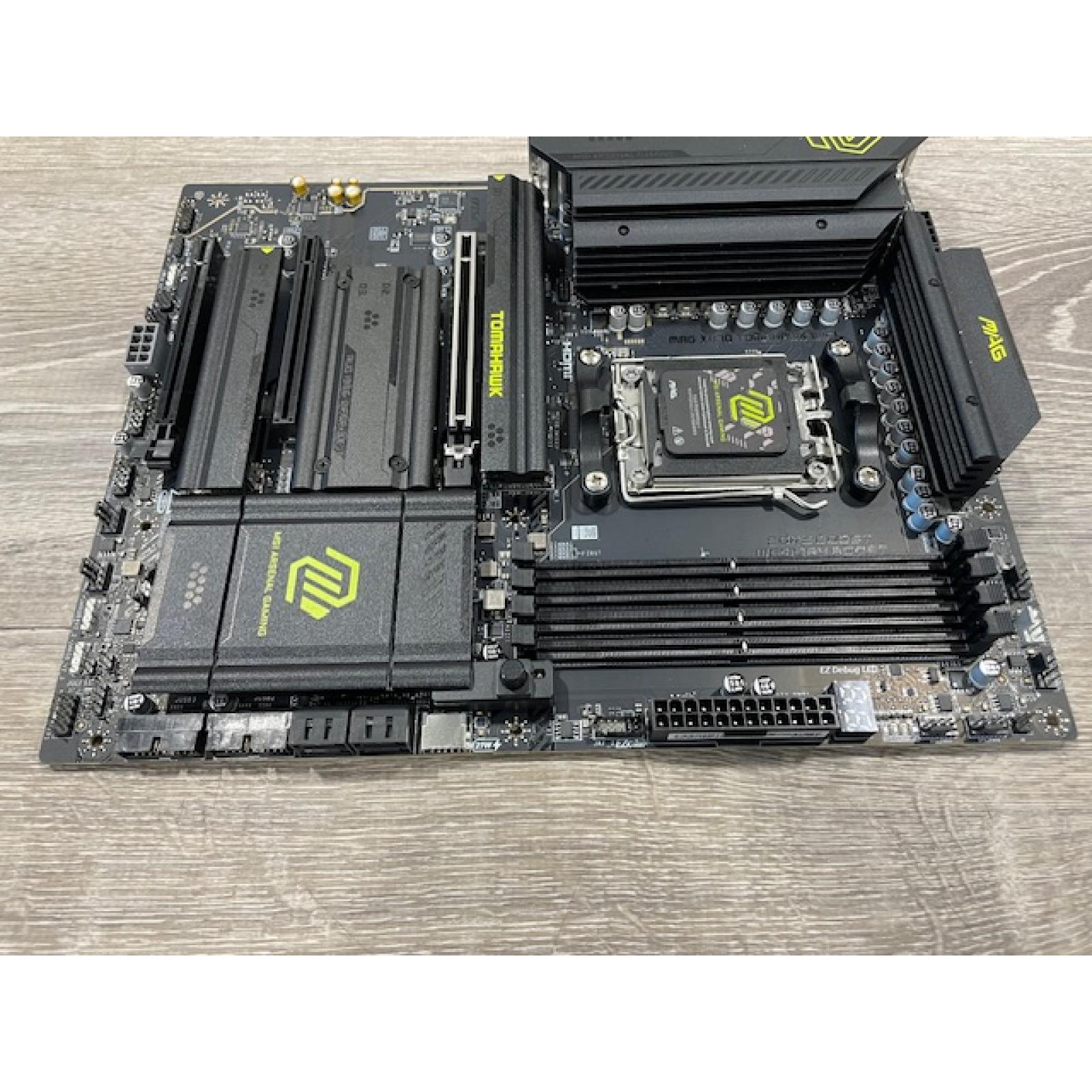 AS-IS MSI - MAG X870 TOMAHAWK WIFI (Socket AM5) AMD X870 ATX DDR5 Wi-Fi 7 Motherboard - Black