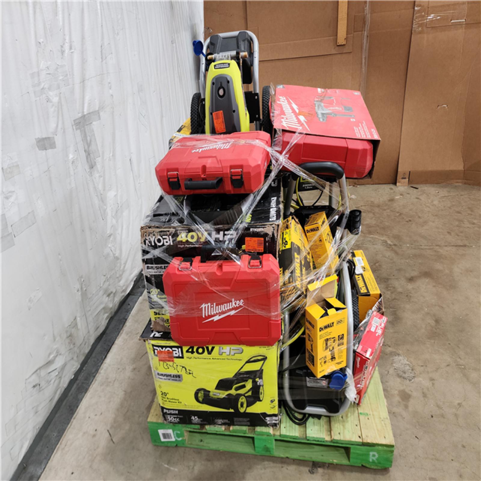 HOUSTON LOCATION - AS-IS TOOL PALLET