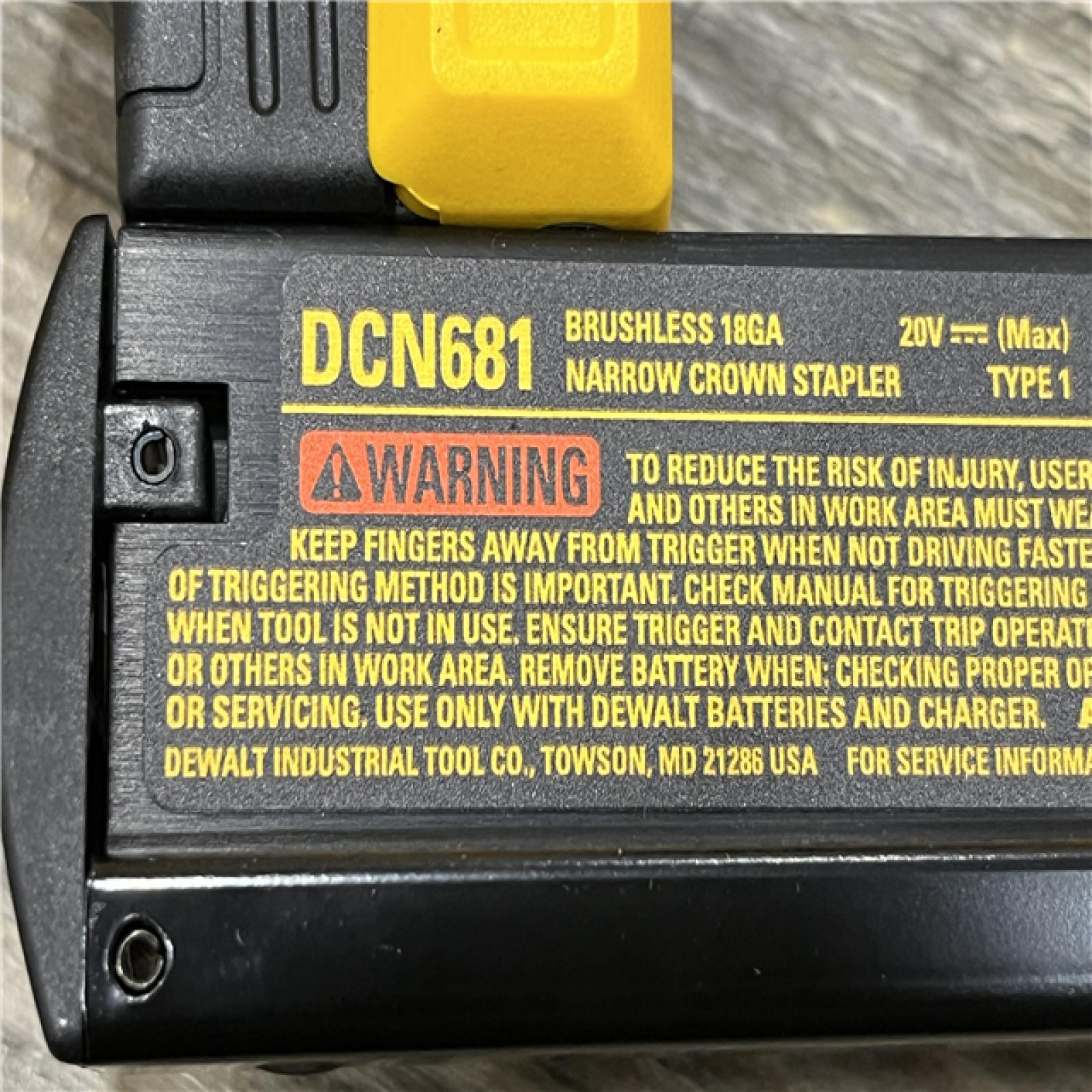 AS-IS DEWALT 20V MAX XR Lithium-Ion Cordless 18-Gauge Narrow Crown Stapler Kit