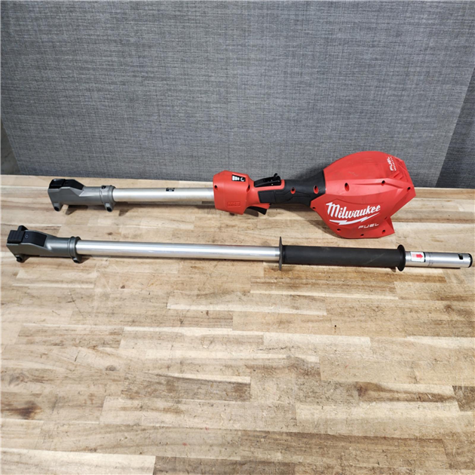 HOUSTON LOCATION - AS - IS Milwaukee M18 FUEL Pole Saw with QUIK-LOK (Bare Tool) - 3016-20PS