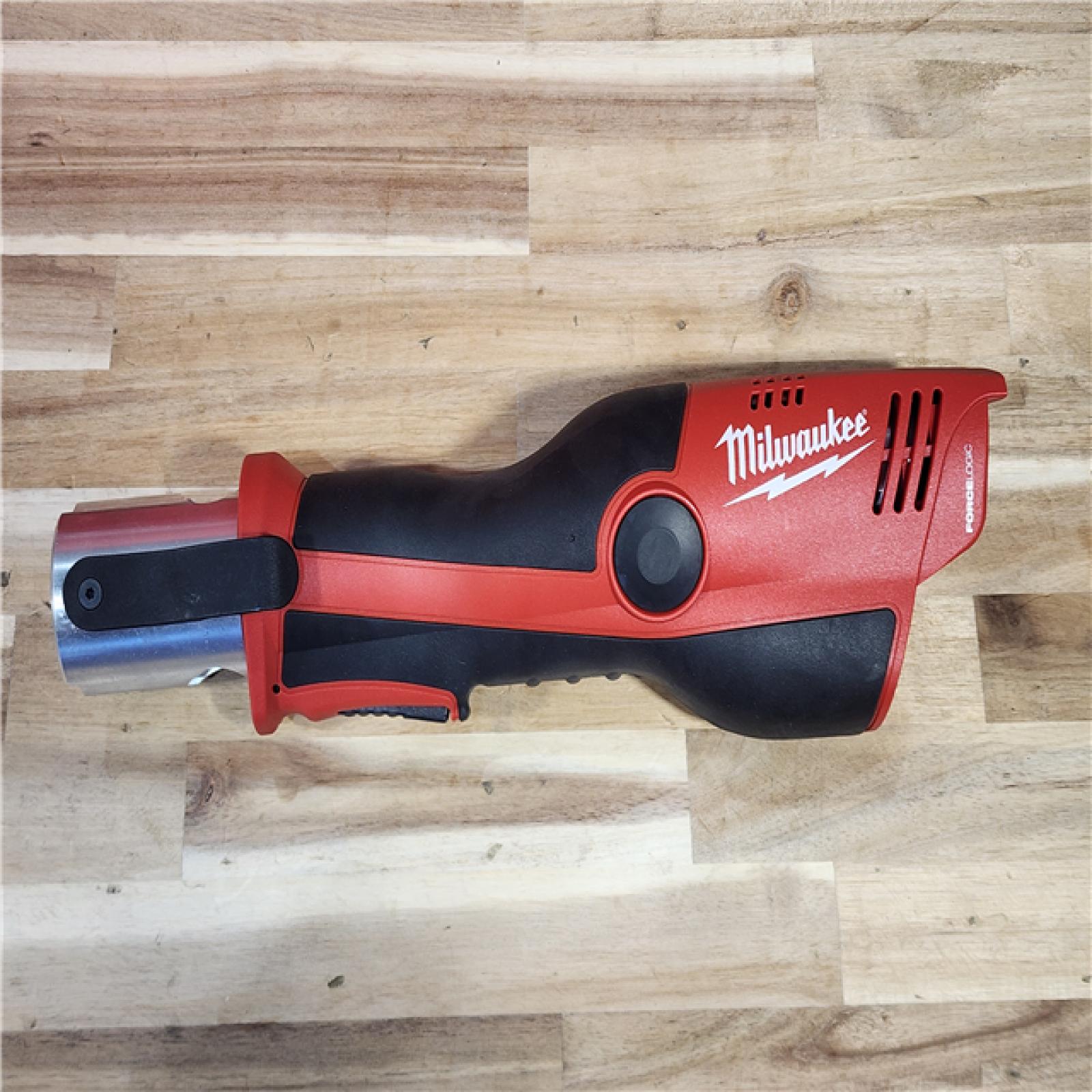 HOUSTON LOCATION - AS-IS M12 12-Volt Lithium-Ion Force Logic Cordless Press Tool Kit (1 Jaws Included) with Two 1.5 Ah Battery and Hard Case