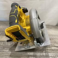 AS-IS DEWALT 20-Volt MAX 7-1/4 in. Cordless Circular Saw (Tool Only)
