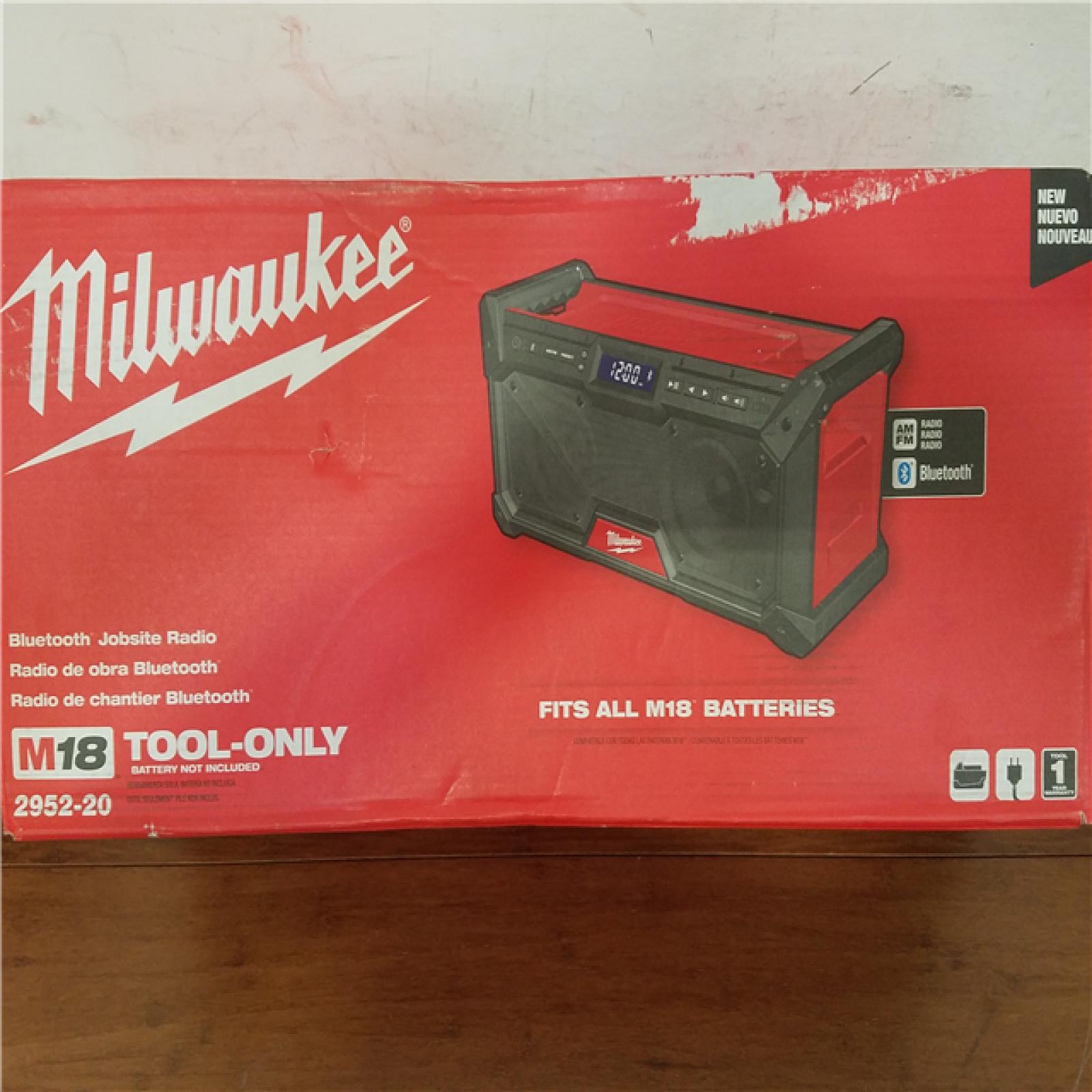 California NEW Milwaukee Bluetooth Jobsite Speaker (Tool Only)