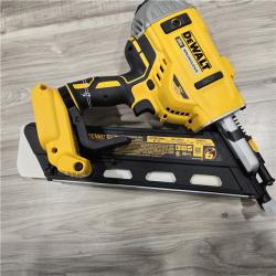 AS-IS DeWalt 20V MAX Brushless Cordless 2-Speed 30° Paper Collated Framing Nailer Kit