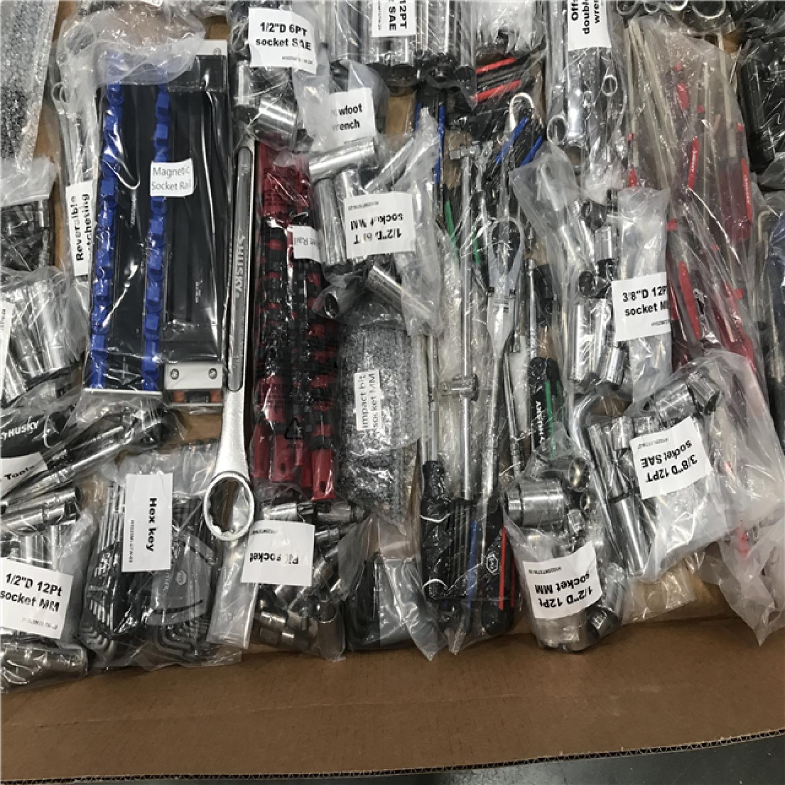 California NEW Husky Master Mechanics Tool Set 1025 Pcs