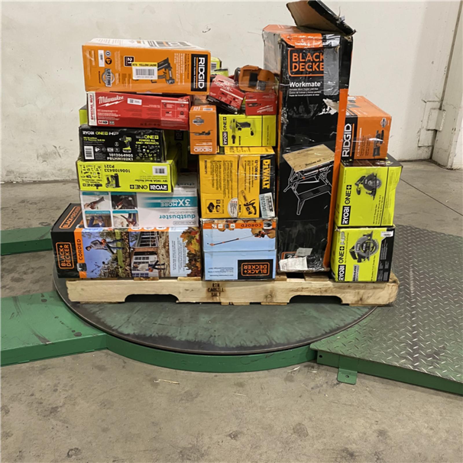 Dallas Location - As-Is Tool Pallet