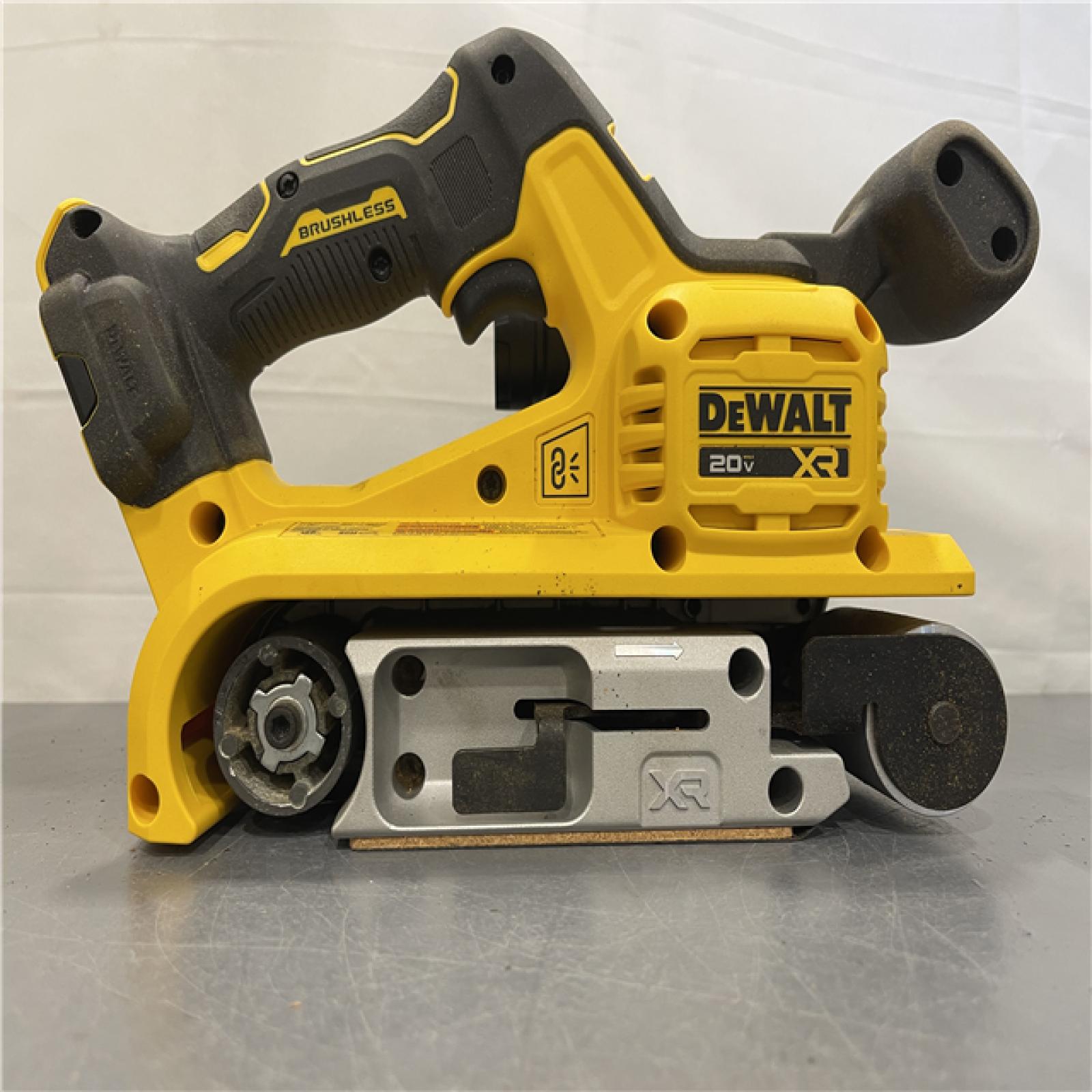 AS-IS - DEWALT 20V MAX* XR Brushless Cordless Belt Sander