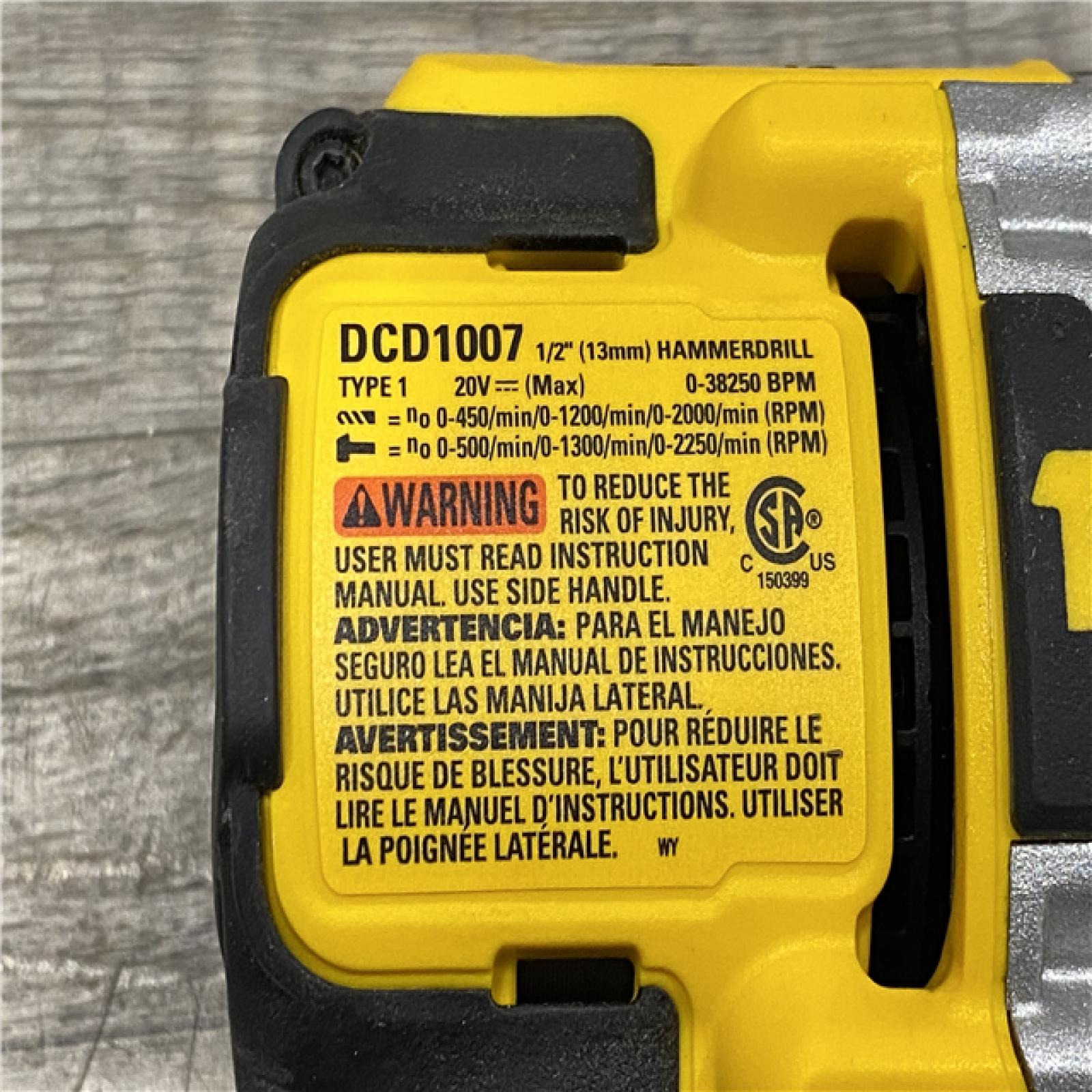 AS-IS DEWALT Atomic 20V Max Lithium-Ion Brushless Cordless Compact 1/4 in. Impact Driver Kit