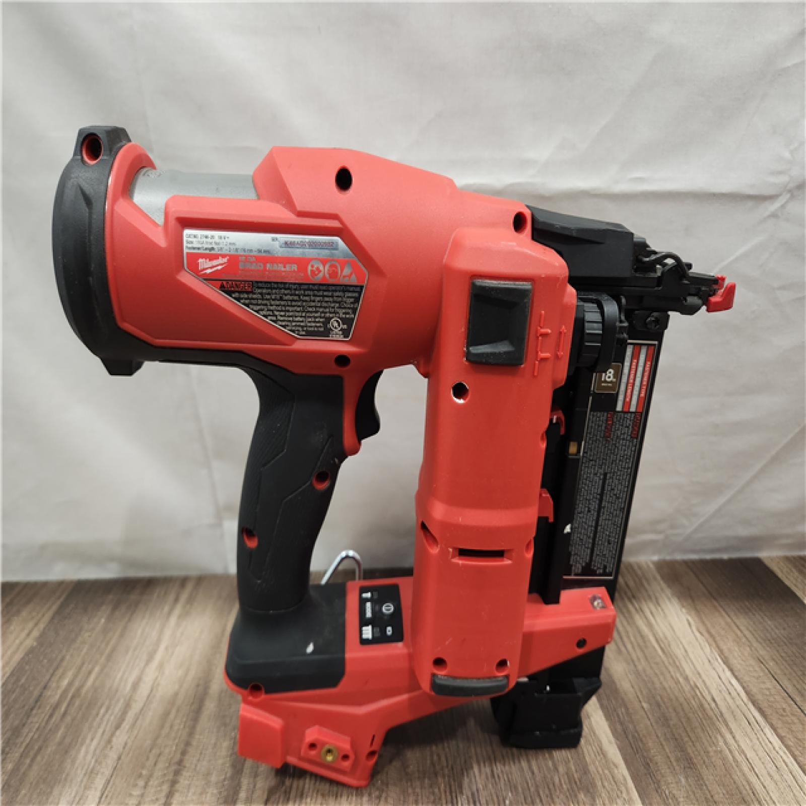 AS-IS- Milwaukee M18 FUEL 18 Gauge Brad Nailer (TOOL ONLY)