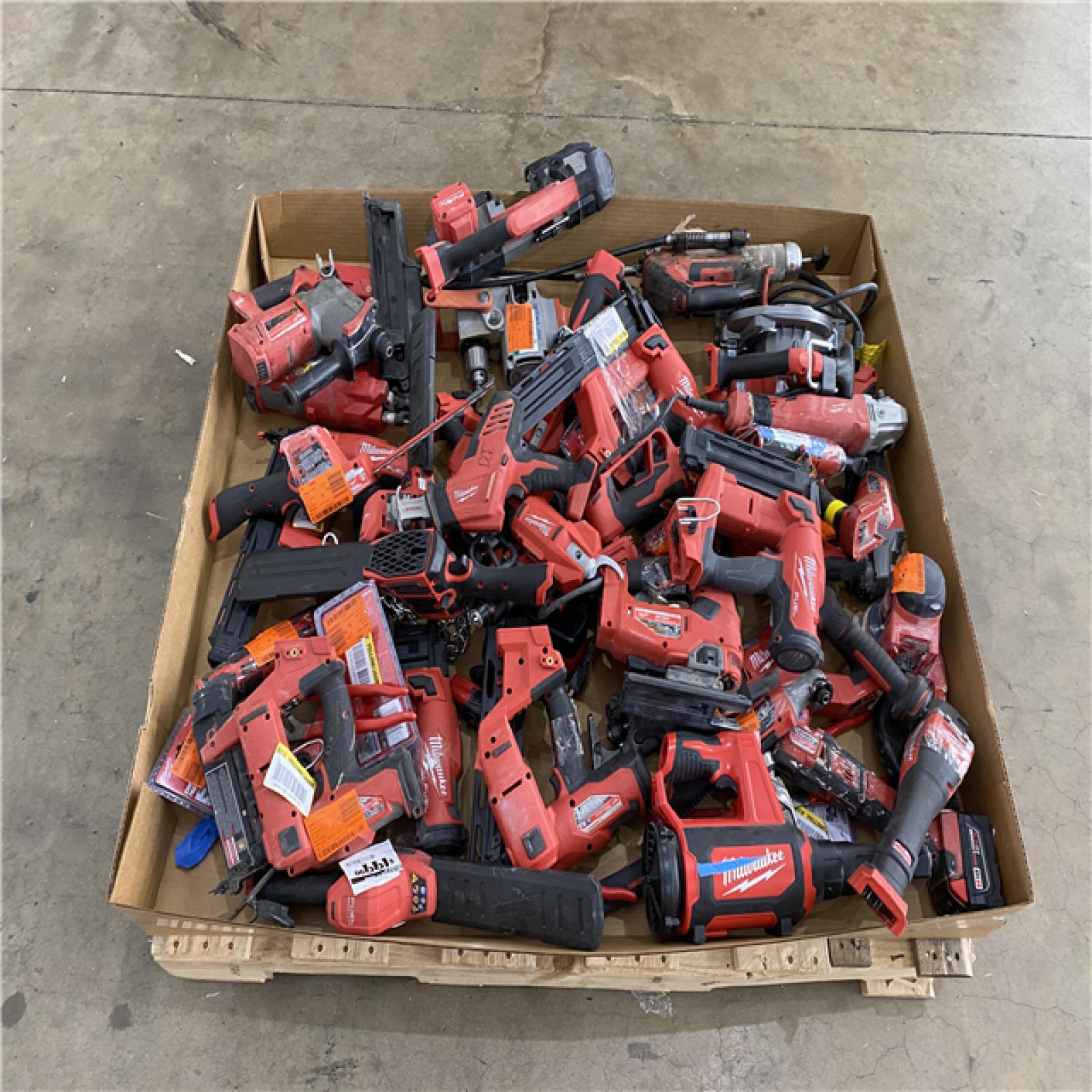 Houston Location AS IS - Tool Pallet