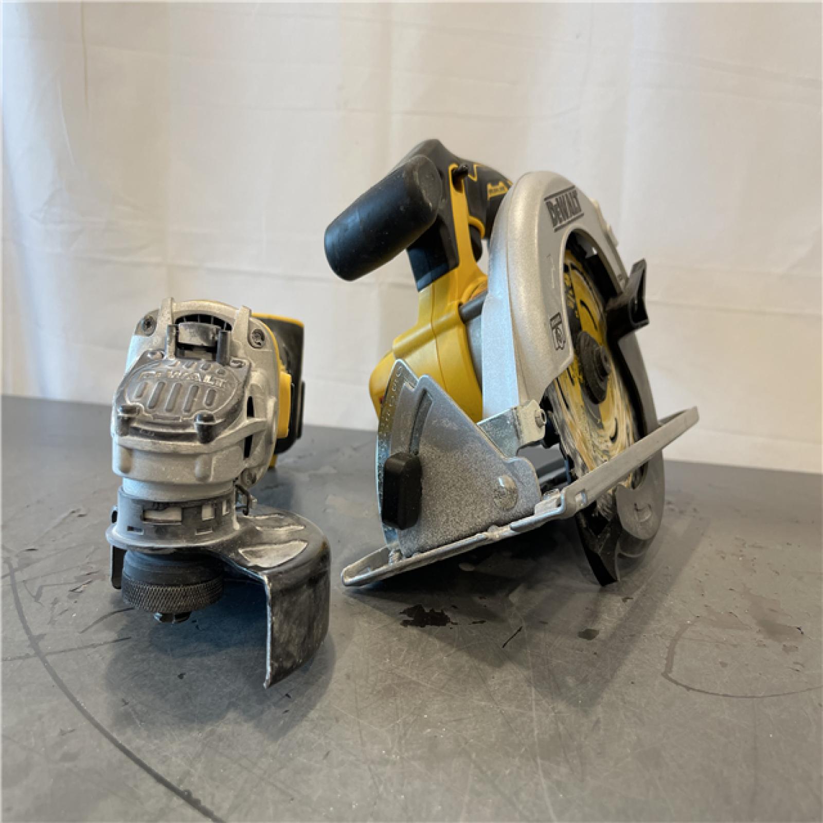 AS-IS - DEWALT 20-Volt MAX ToughSystem Lithium-Ion 6-Tool Cordless Combo Kit