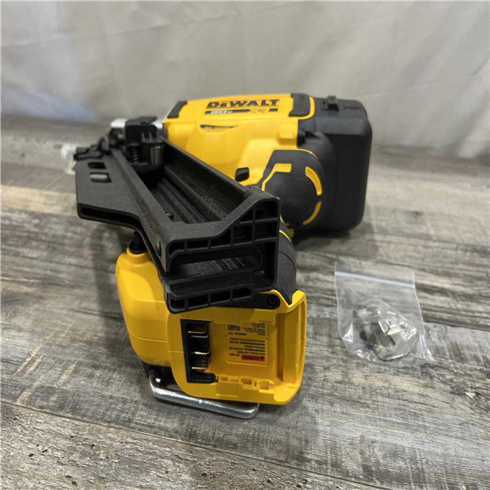 AS-IS DEWALT 20V 30 Degree Cordless Framing Nailer (Tool-Only)