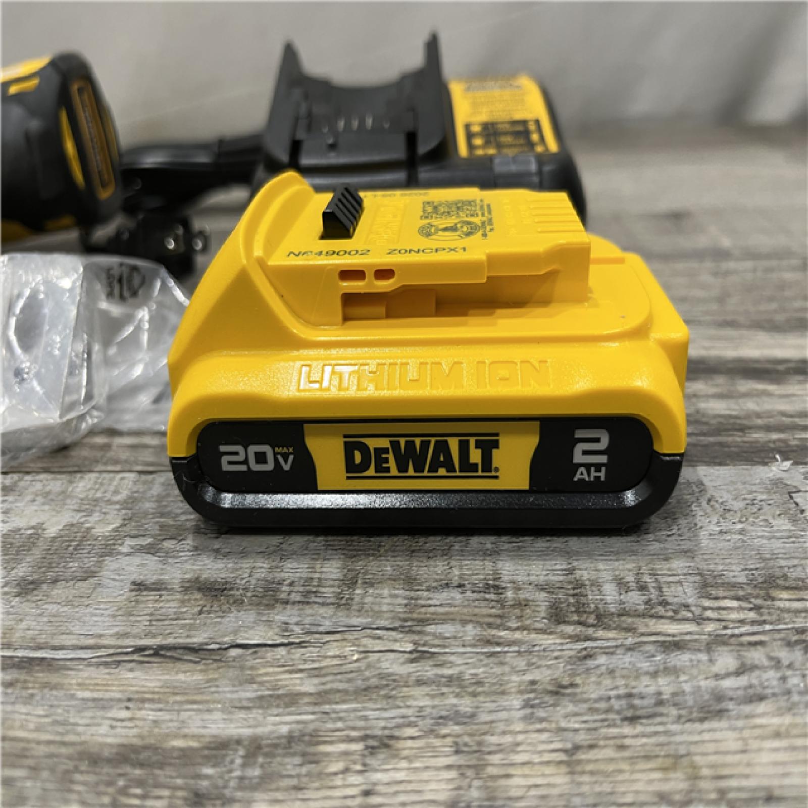 AS-IS DEWALT 20-Volt MAX Lithium-Ion Cordless 1/2 in. Compact Drill/Driver Kit