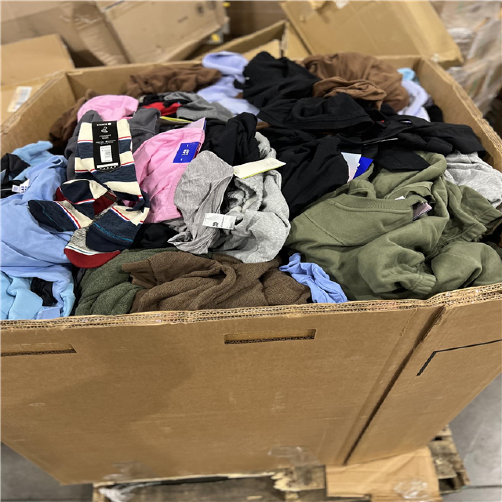DALLAS LOCATION - BULLSEYE CLOTHING, HOME GOODS PALLET