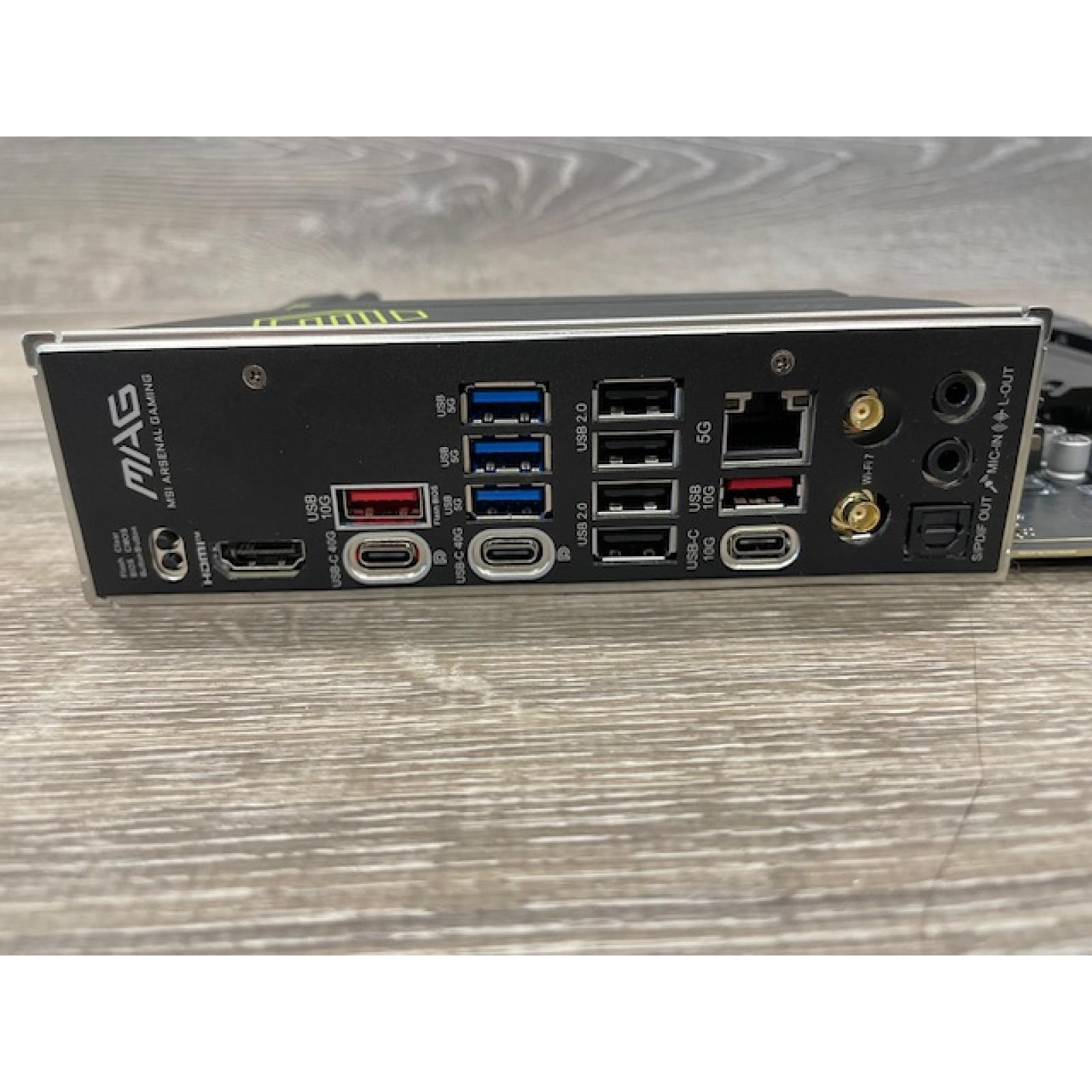 AS-IS MSI - MAG X870 TOMAHAWK WIFI (Socket AM5) AMD X870 ATX DDR5 Wi-Fi 7 Motherboard - Black