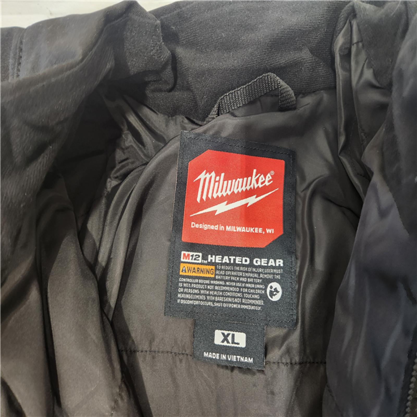 AS-IS- Milwaukee Women's XL Heated Jacket Kit