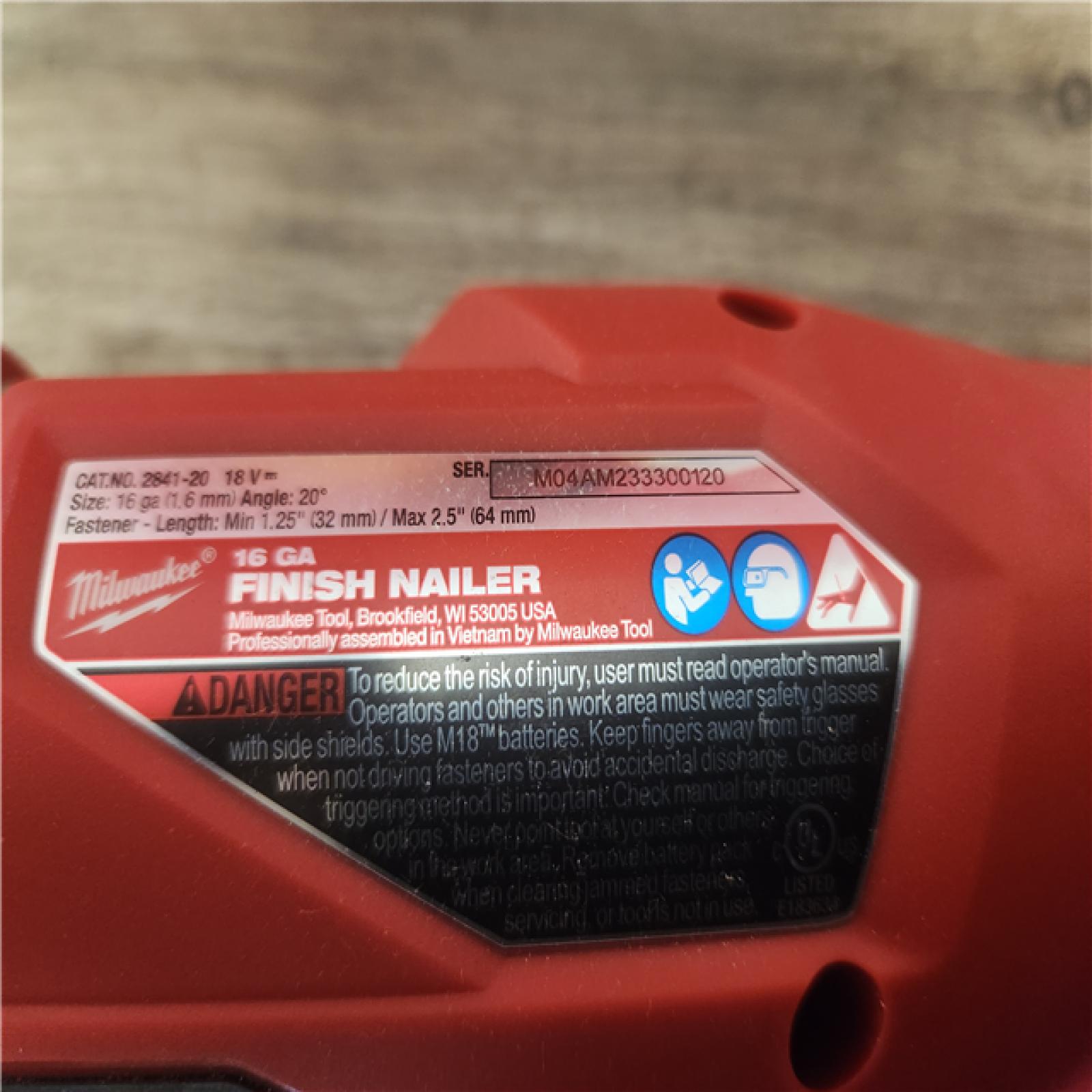 Phoenix Location LIKE NEW Milwaukee M18 FUEL 18-Volt Lithium-Ion Brushless Cordless Gen II 16-Gauge Angled Finish Nailer (Tool-Only)