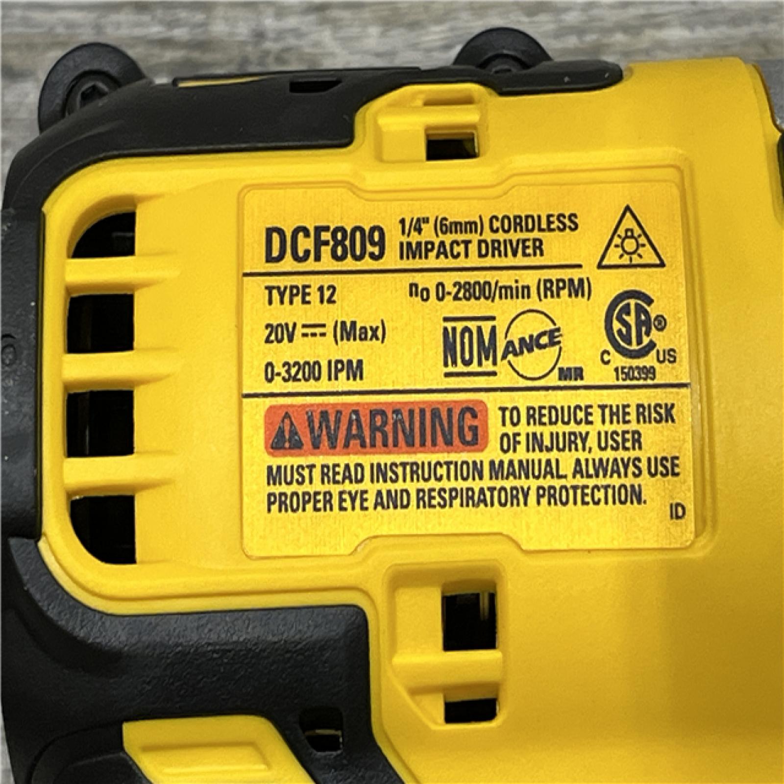 AS-IS DEWALT ATOMIC 20-Volt MAX Lithium-Ion Cordless Combo Kit
