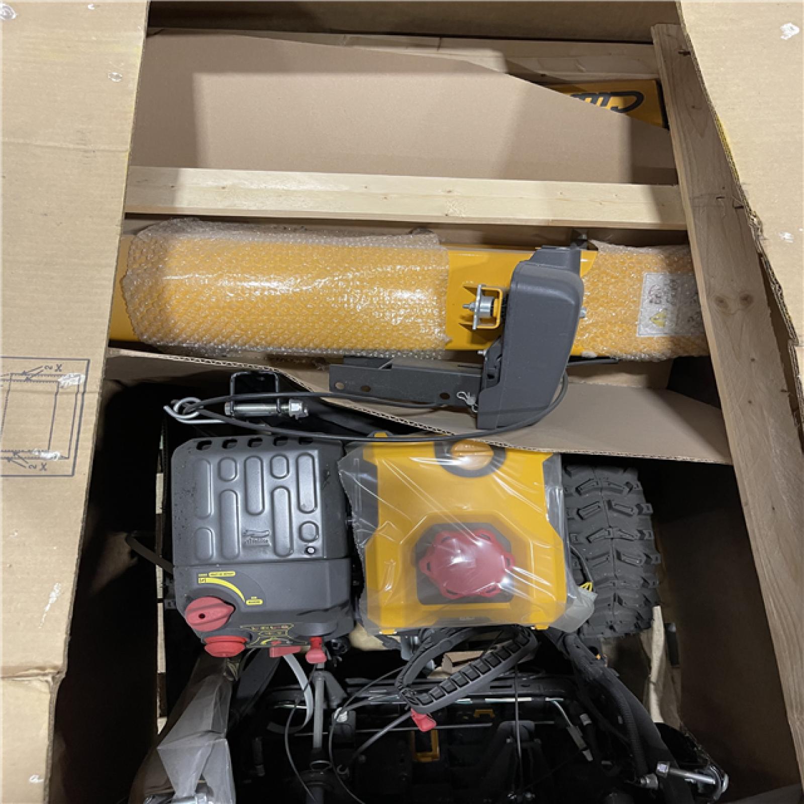 DALLAS LOCATION- LIKE NEW!- Cub Cadet 2X 26 in. 243cc IntelliPower Two-Stage Electric Start Gas Snow Blower with Power Steering and Steel Chute