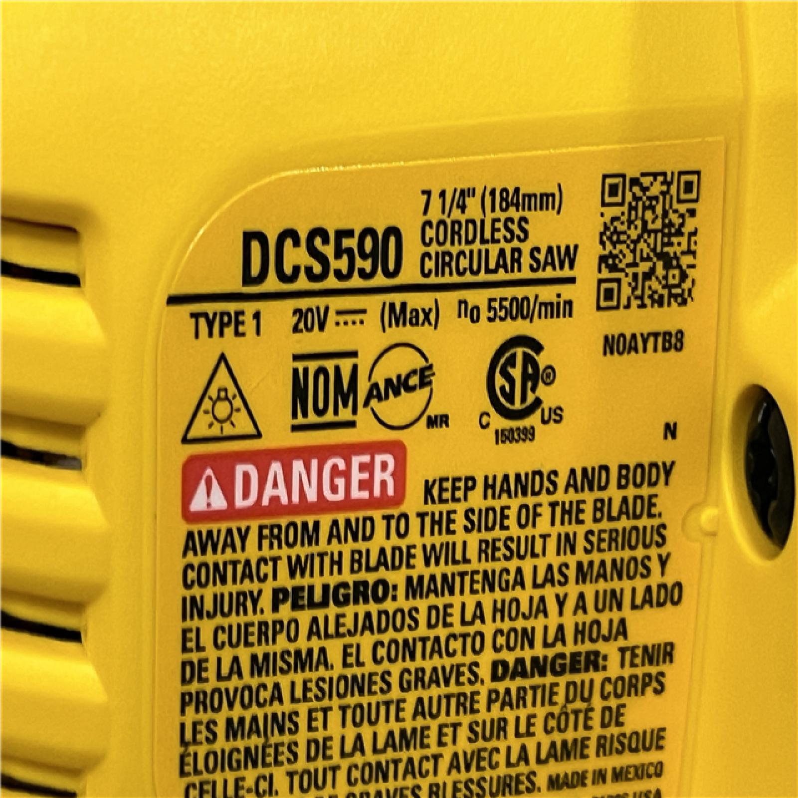 AS-IS DEWALT 20-Volt MAX 7-1/4 in. Cordless Circular Saw (Tool Only)