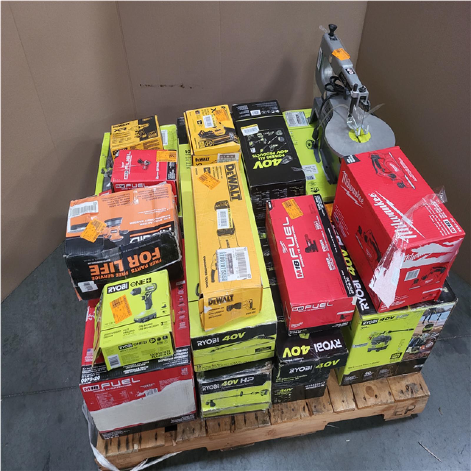 PHOENIX AS-IS TOOL PALLET