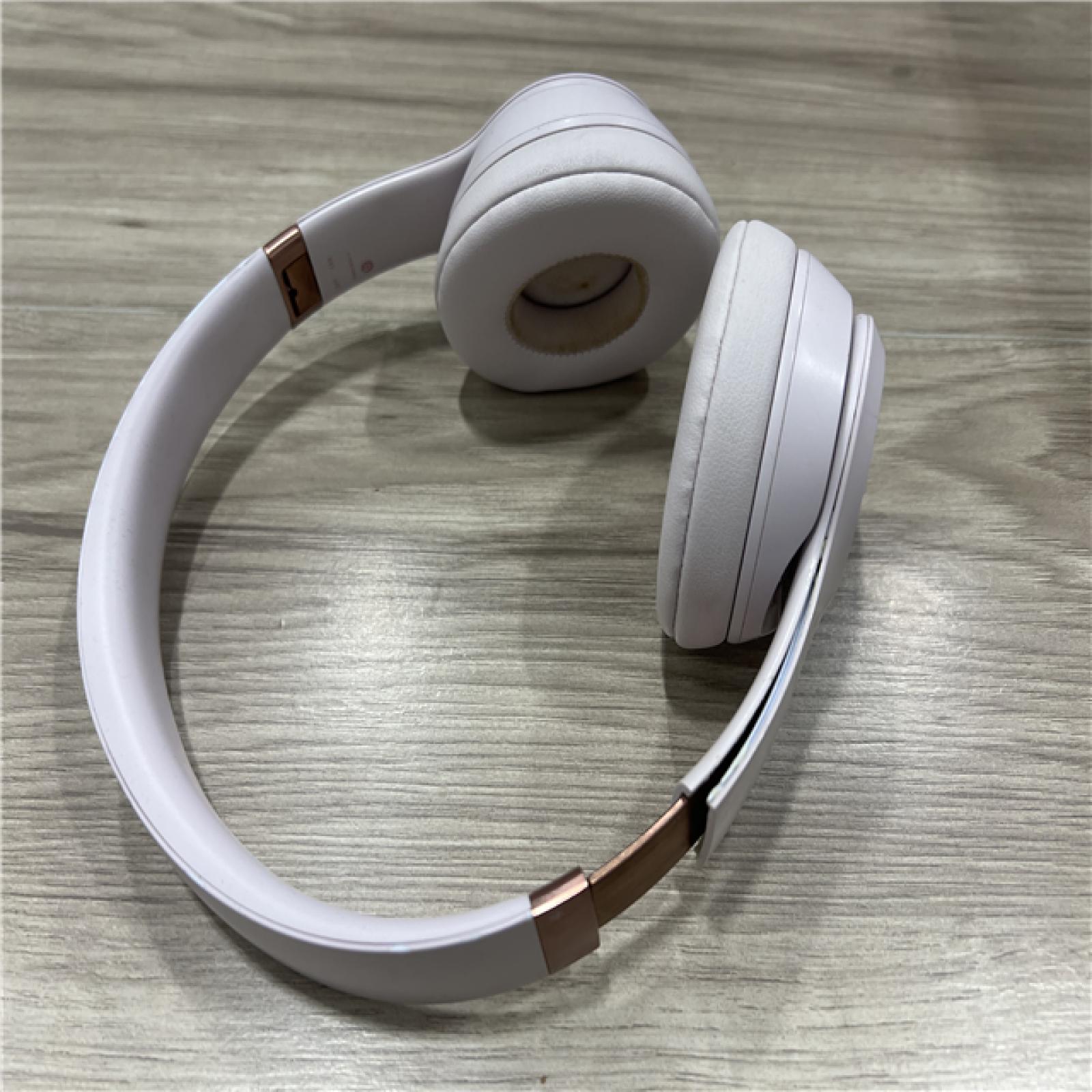 AS-IS Beats Solo 4 Bluetooth Wireless On-Ear Headphones - Cloud Pink