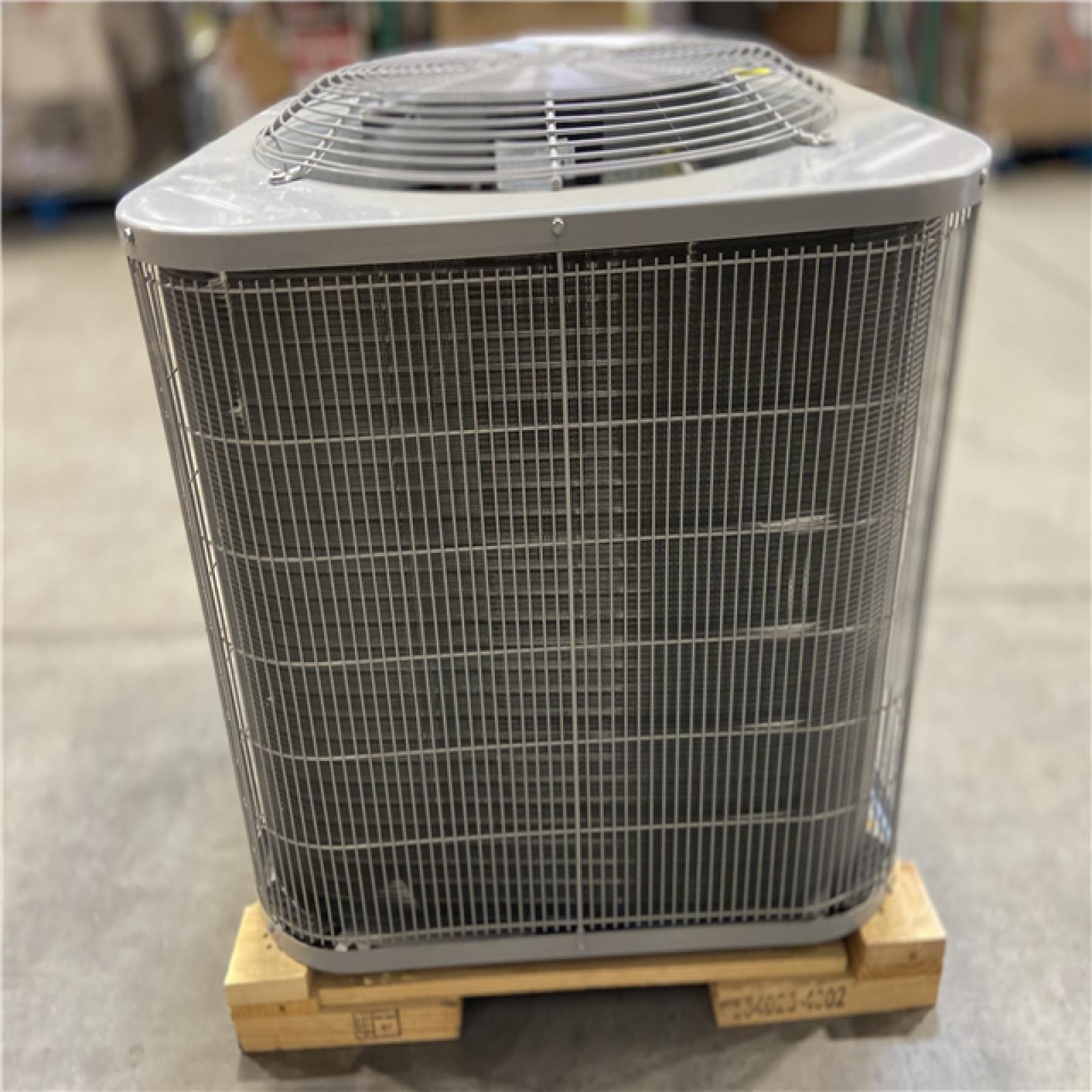 DALLAS LOCATION - Smartcomfort® by Carrier 2.5 Ton 14.3 Seer2 Heat Pump