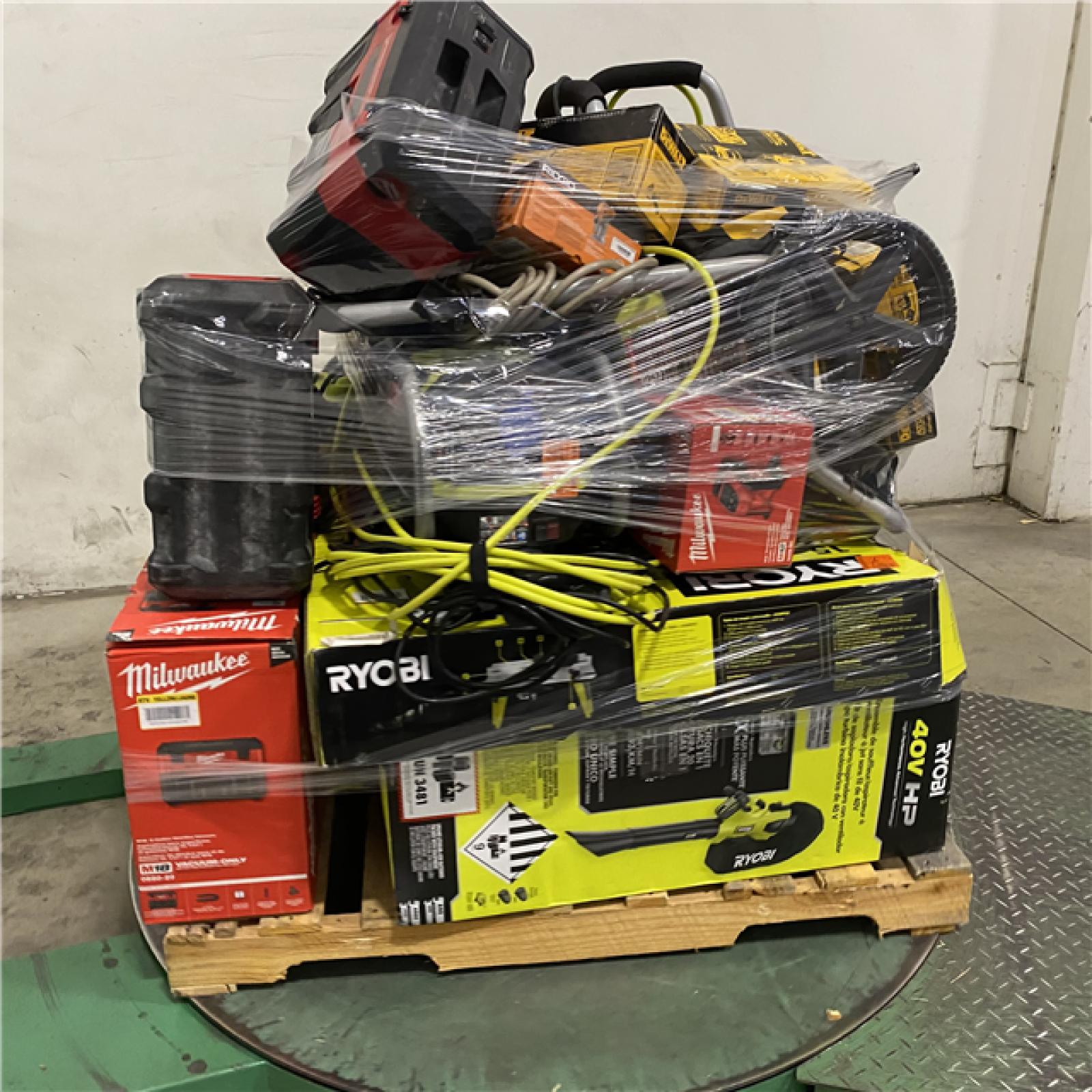 Dallas Location - As-Is Tool Pallet