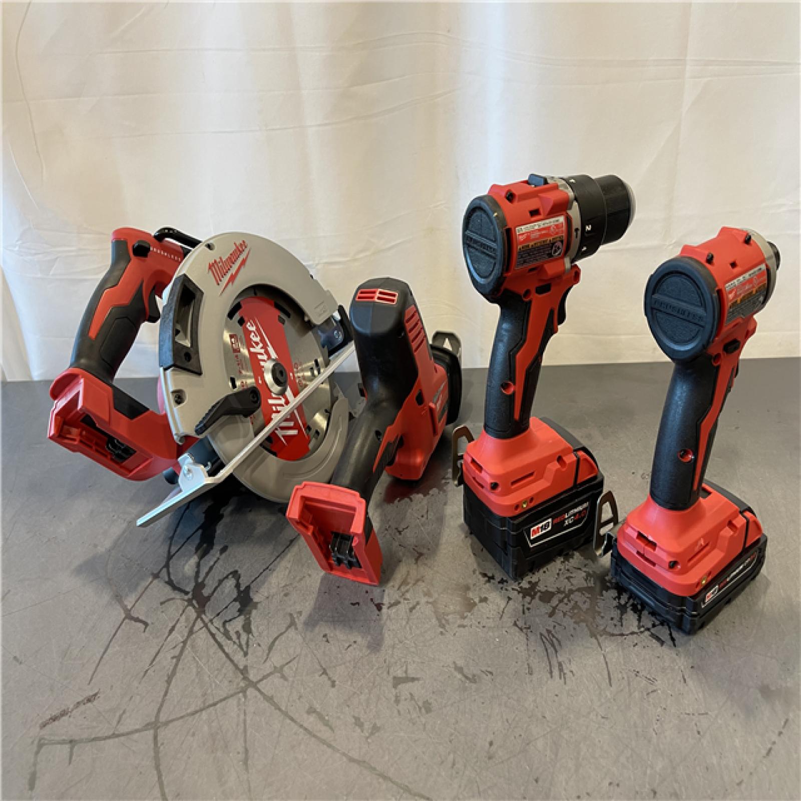 AS-IS - Milwaukee M18 18-Volt Lithium-Ion Brushless Cordless Combo Kit (4-Tool)