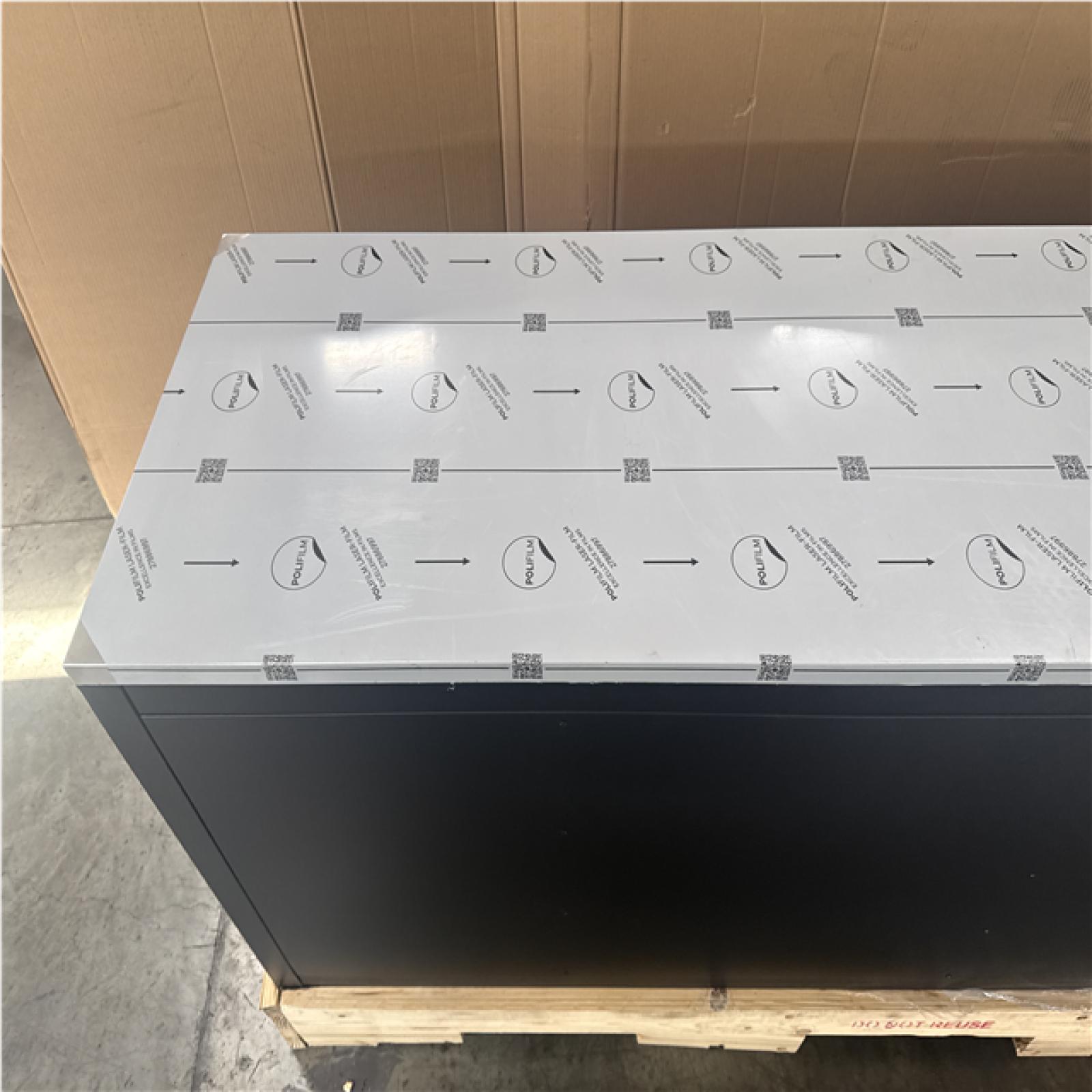 CALIFORNIA AS IS HUSKY 24 DRAWER WORKBENCH RIGHT SIDE DAMAGE TOP 5 DOORS STUCK