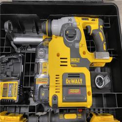 AS-IS DEWALT (Brand Rating: 4.5/5) 20V MAX XR Brushless 1 in. SDS Plus L-Shape Rotary Hammer Kit
