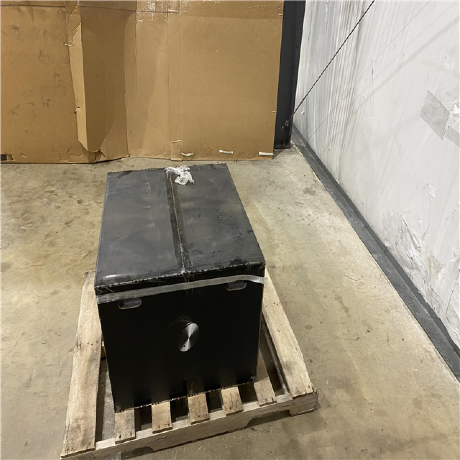 Houston Location - AS-IS home improvement pallet GOZNEY DOME
