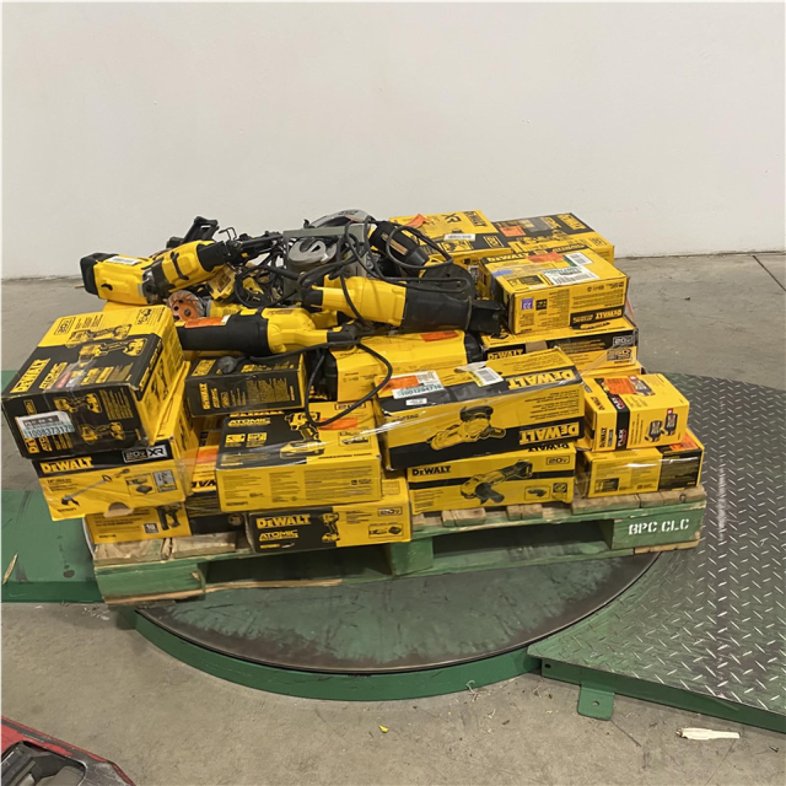 Dallas Location - As-Is Tool Pallet