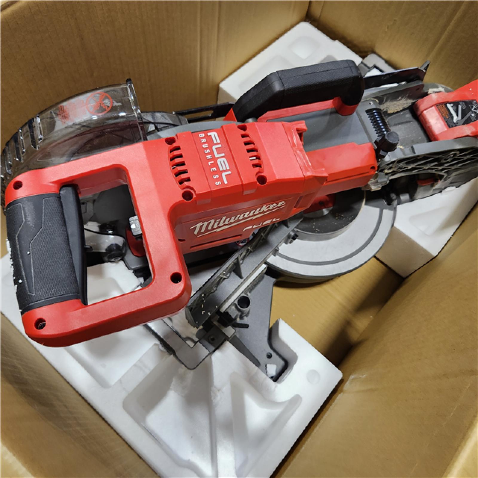 Good- Milwaukee M18 FUEL 18V 10 in. Lithium-Ion Brushless Cordless Dual Bevel Sliding Compound Miter Saw Kit with One 8.0 Ah Battery