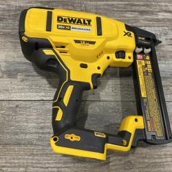 AS-IS DEWALT 20V MAX XR Lithium-Ion Cordless 18-Gauge Narrow Crown Stapler Kit