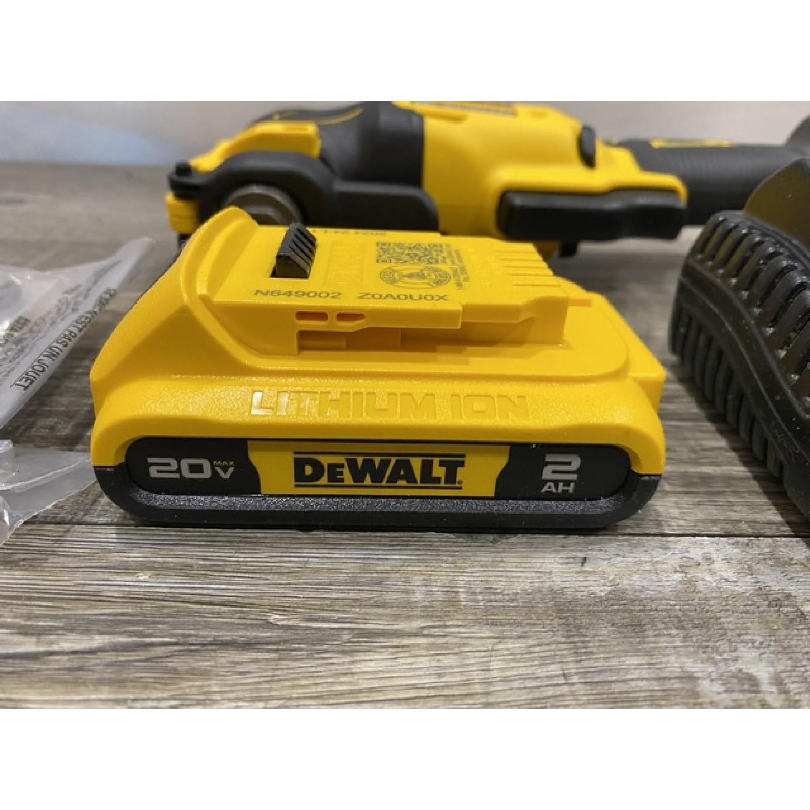AS-IS DEWALT ATOMIC 20V MAX Cordless Brushless Oscillating Multi Tool Kit