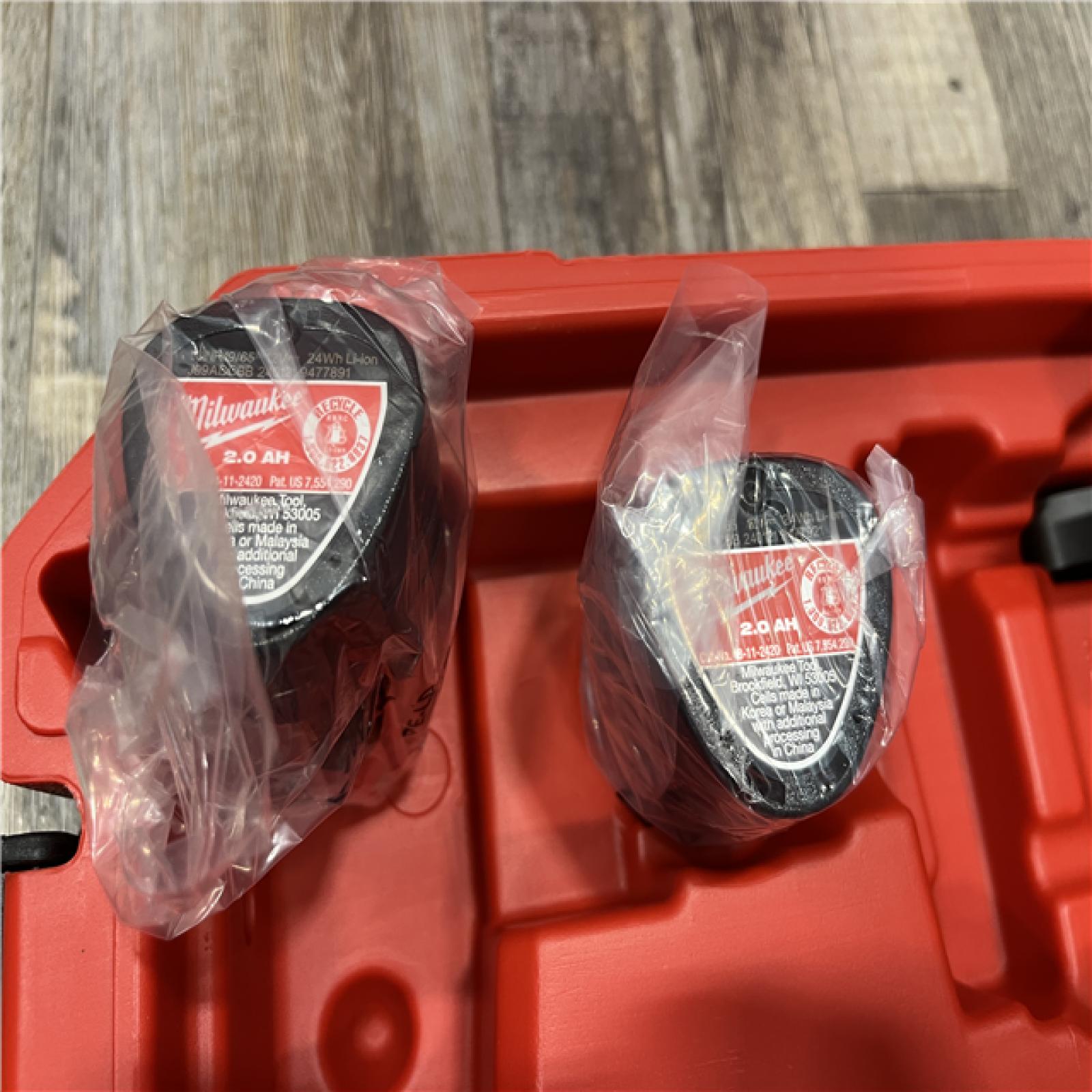 LIKE NEW - Milwaukee 12-Volt Lithium-Ion FORCE LOGIC Copper Press Tool Kit