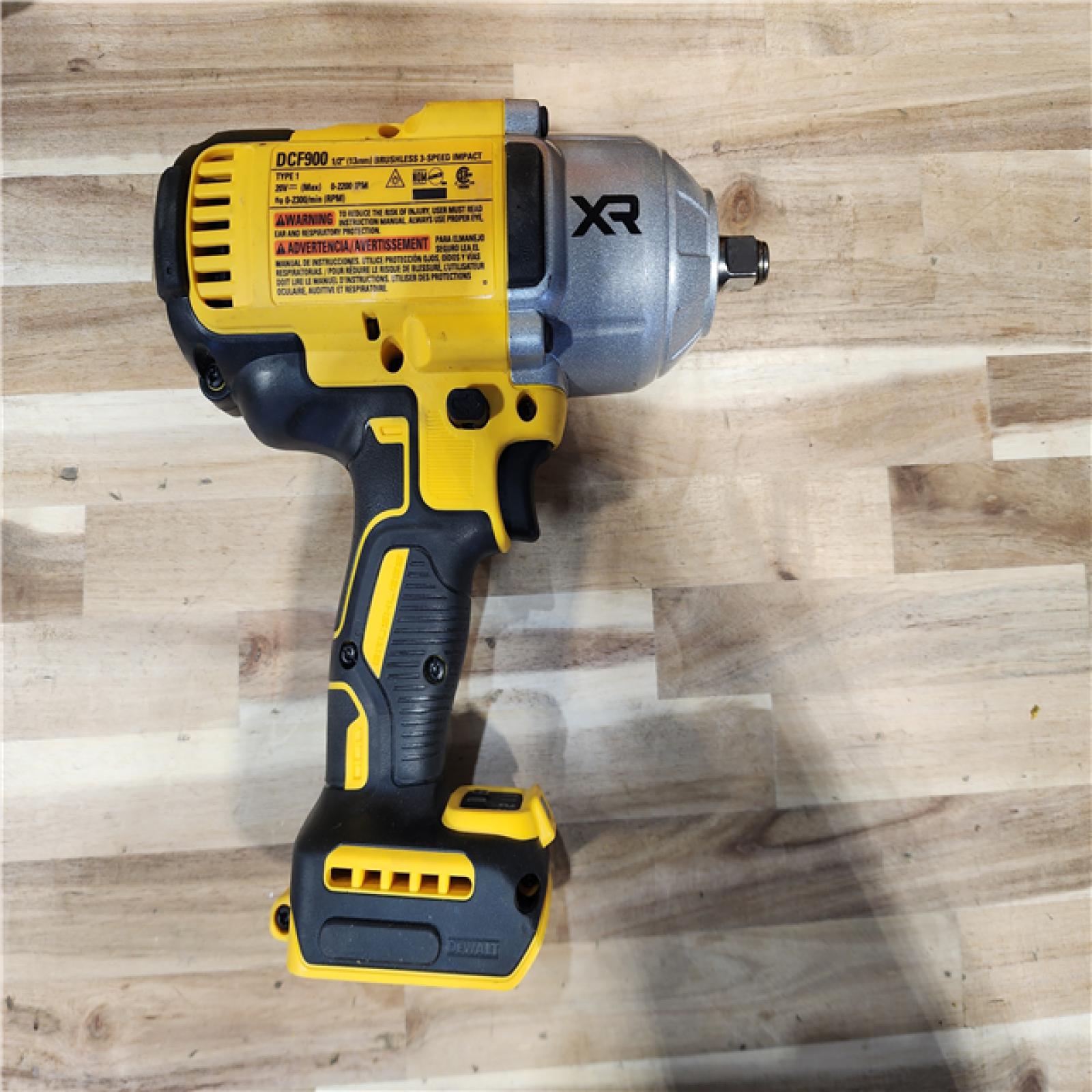 HOUSTON LOCATION - AS-IS DEWALT 20V MAX* XR 1/2 High Torque Impact Wrench W/ BATTERY & CHARGER
