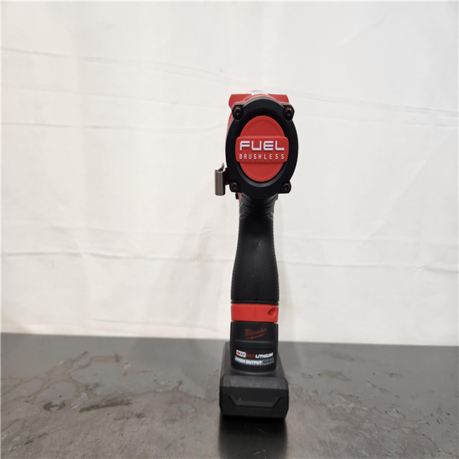 AS-IS- Milwaukee FUEL 12V Li-Ion Brushless Cordless Stubby 1/2 in. Impact Wrench Kit