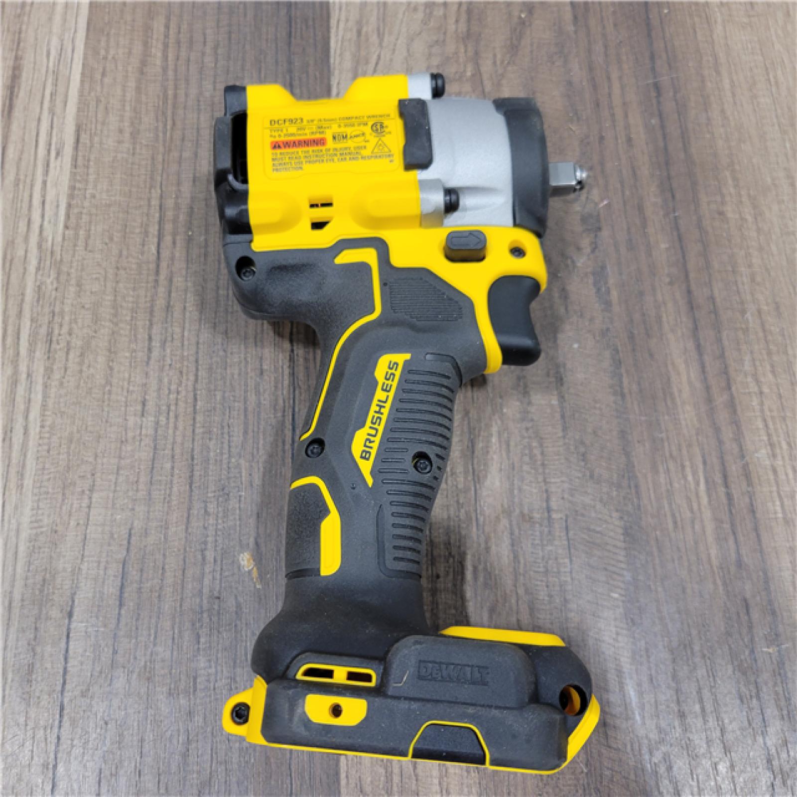 AS-IS  DeWalt 20V MAX ATOMIC 3/8 in. Cordless Brushless Compact Impact Wrench Tool Only