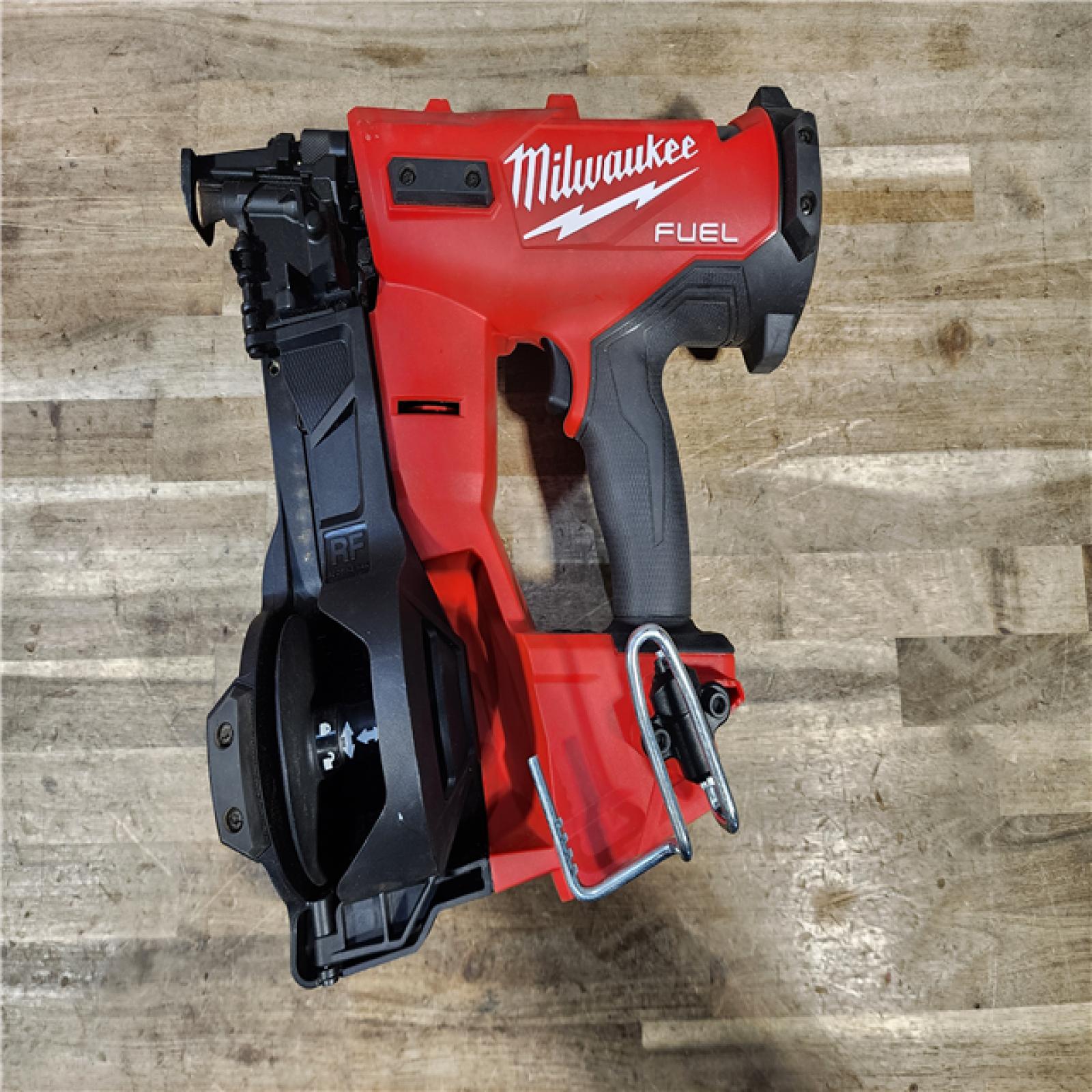 HOUSTON LOCATION - AS-IS M18 FUEL 18-Volt Lithium-Ion Brushless Cordless Coil Roofing Nailer (Tool Only)