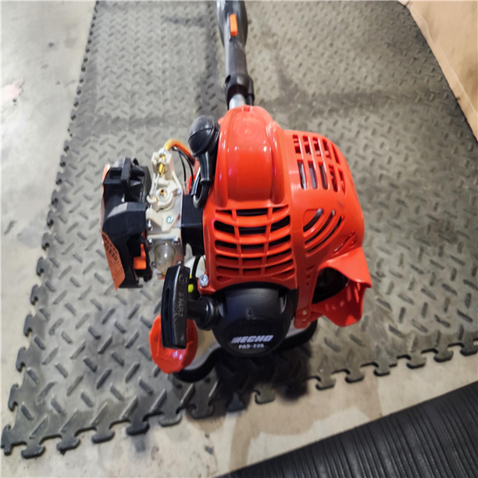 HOUSTON LOCATION - AS-IS ECHO 21.2 Cc Gas 2-Stroke Attachment Capable Power Head for Use with Pro Attachment Series