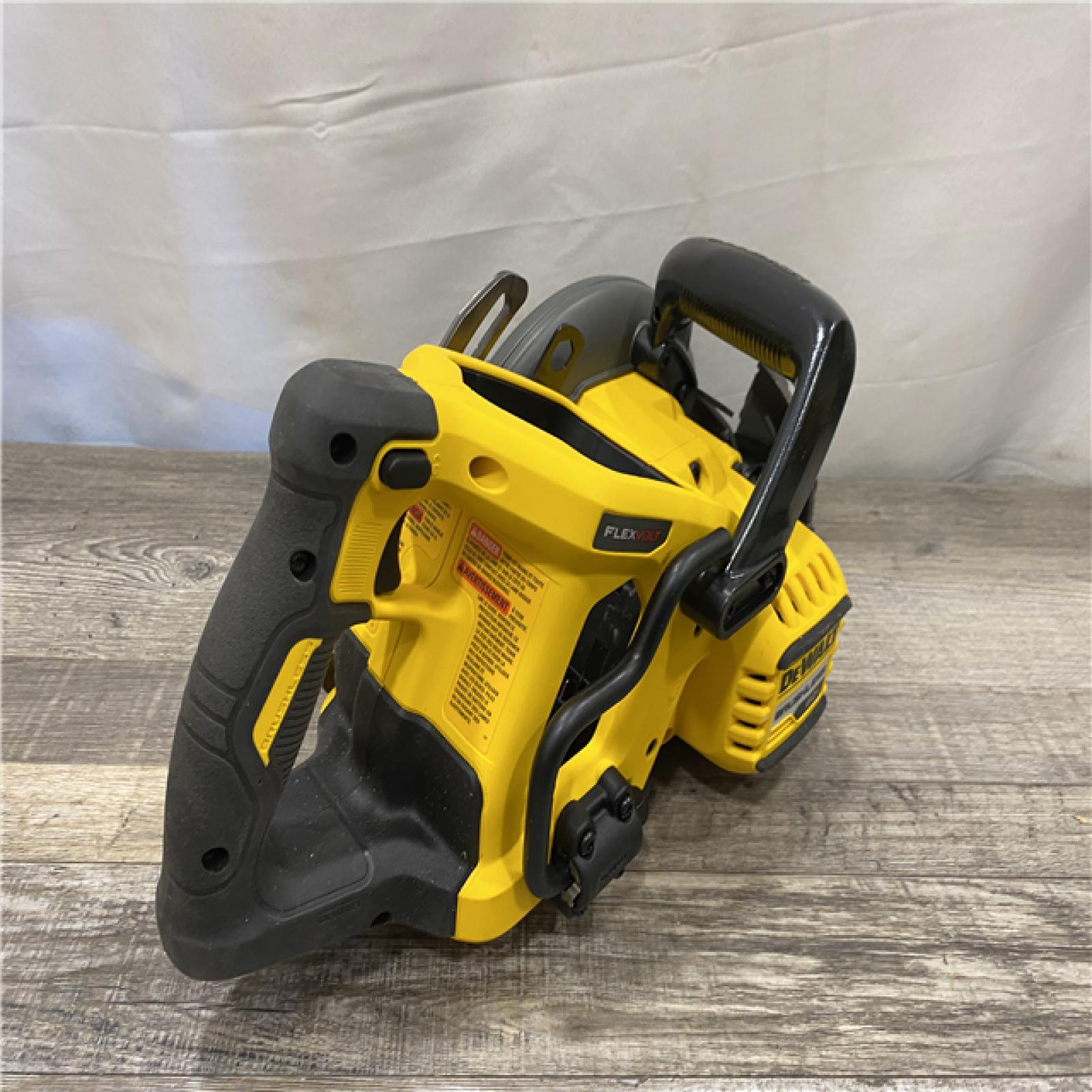 AS-IS DEWALT FLEXVOLT 60V MAX Cordless Brushless 7-1/4 in. Wormdrive Style Circular Saw (Tool Only)