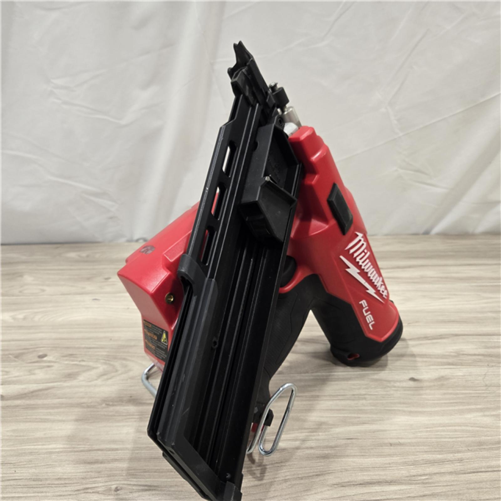 AS-IS Milwaukee M18 FUEL 30 Degree Framing Nailer (TOOL ONLY)