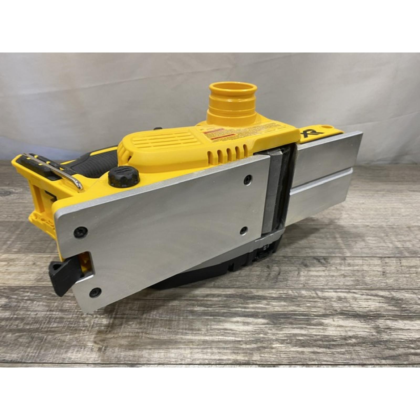 AS-IS DEWALT 20V MAX XR Cordless Brushless 3-1/4 in. Planer (Tool Only)