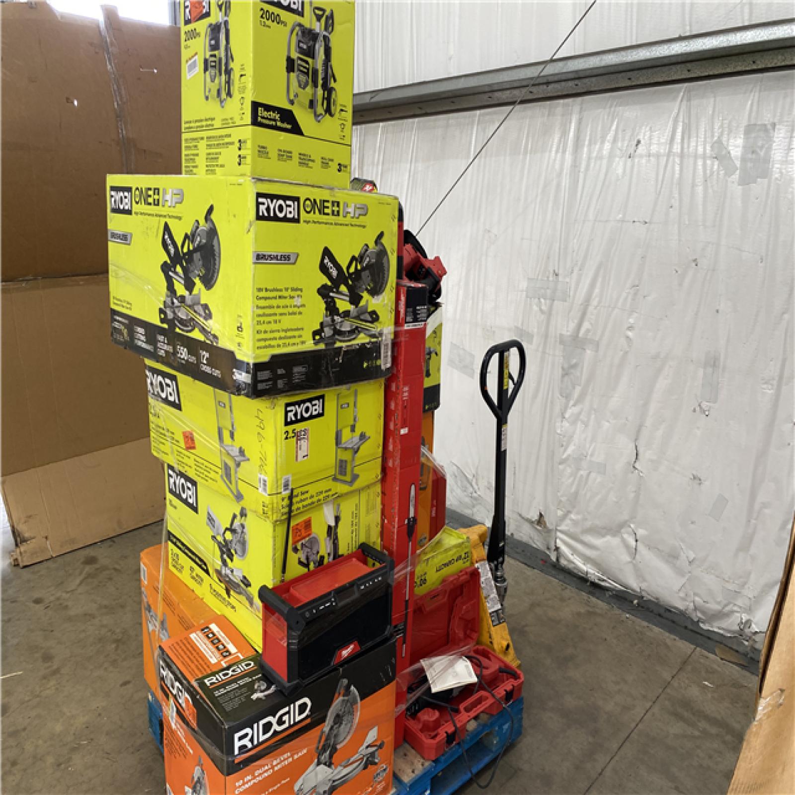 Houston Location AS IS - Tool Pallet